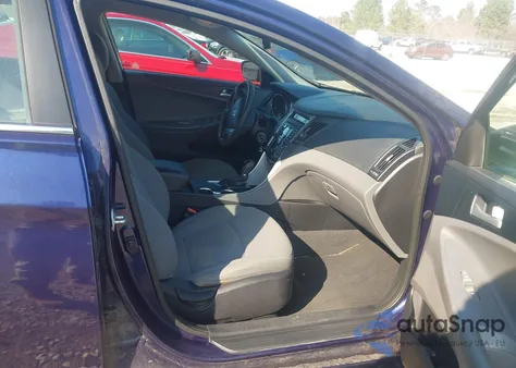 2013 Hyundai Sonata Gls z USA, uszkodzony, nr VIN 5NPEB4AC0DH568371